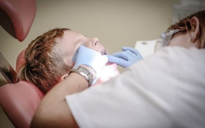 Cómo salvar el diente caído de un niño: guía para padres
