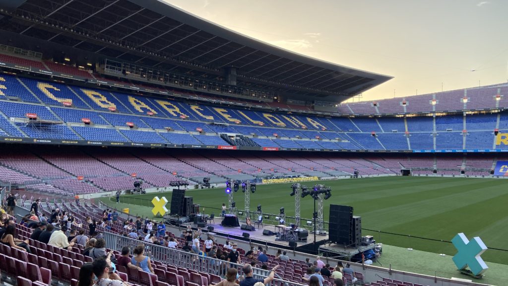 Camp Nou, en Barcelona: la clínica dental está en Travessera de les Corts